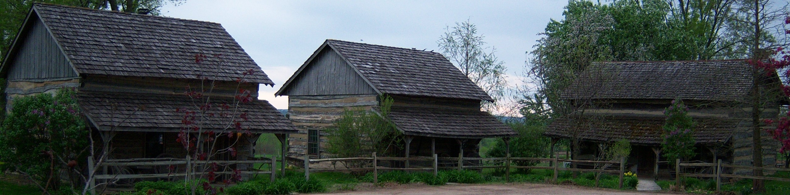 book-online-galena-log-cabin-rentals book your Galena log cabin stay online!